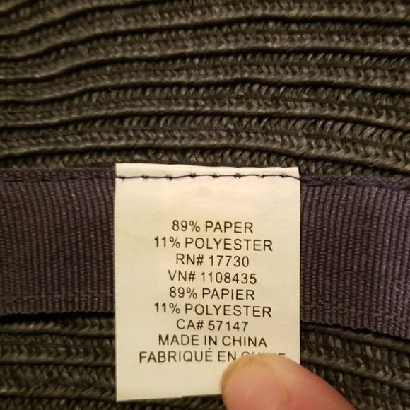 large rim floppy hat - Picture 4 of 4