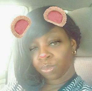 Meet your Posher, Vickie