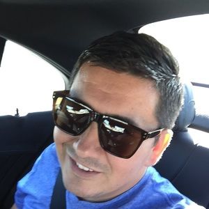 Meet your Posher, Alex