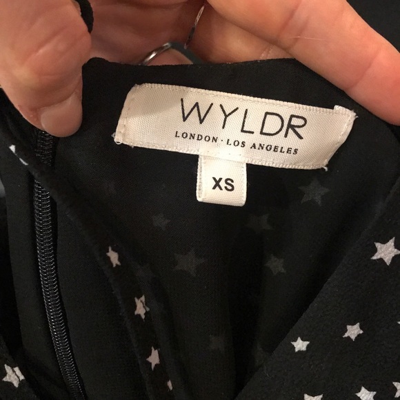 Super Cute dress FLASH SALE - Picture 6 of 6