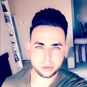 Meet your Posher, Isaac