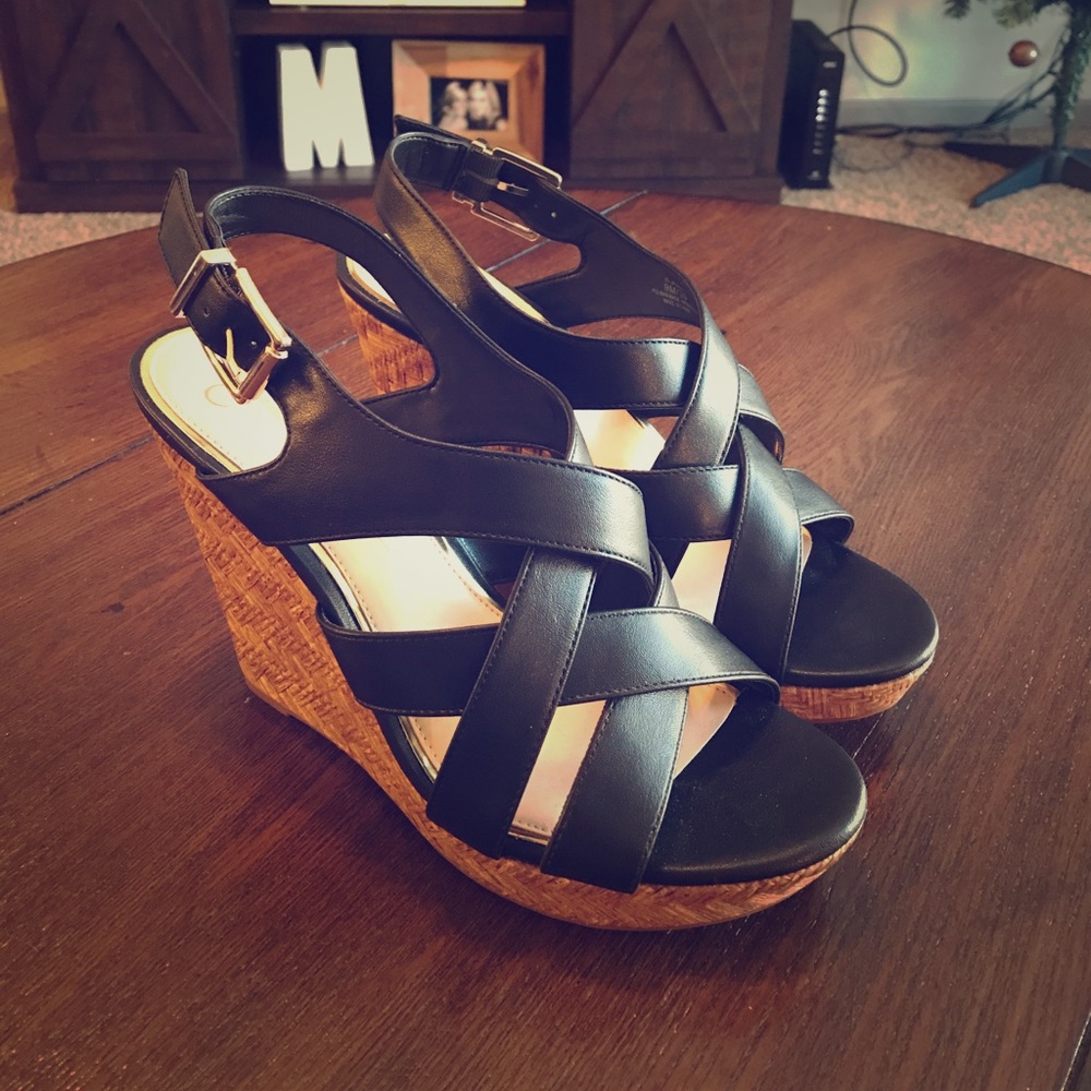 Jessica Simpson Black Wedges