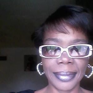 Meet your Posher, Tonya