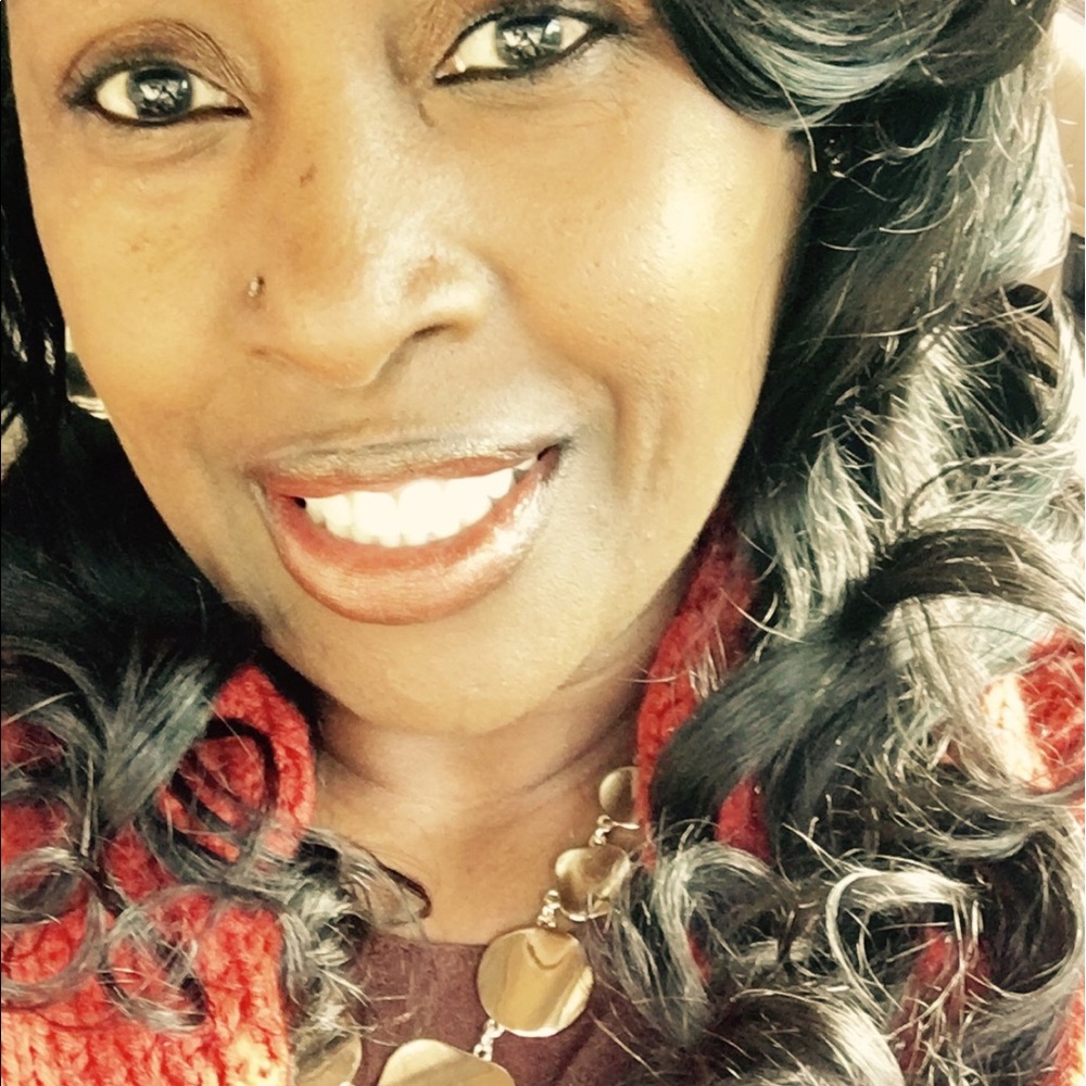 Meet your Posher, Yovonka