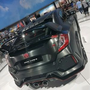 Meet your Posher, Ricky