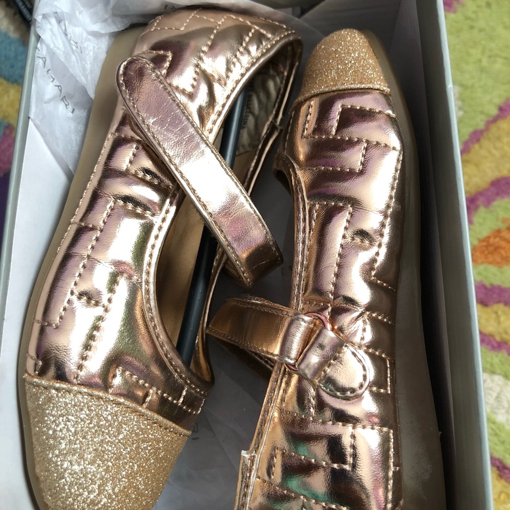 Brand new little girls dress shoe size 9