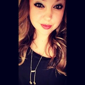 Meet your Posher, Brandi