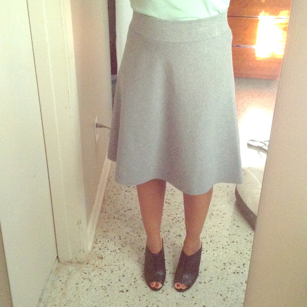 Anntaylor A Line semi flare skirt NWT