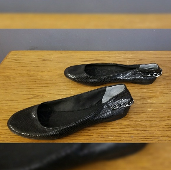 Simply Vera Vera Wang 8M Black Ballet Flats Snake - Picture 2 of 4