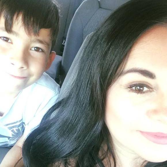 Meet your Posher, Esmeralda - Picture 1 of 1