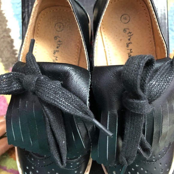 Girls black oxford college brogue - Picture 4 of 5