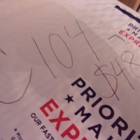 NWTS $48 RETAIL EARRINGS  BRACELET & PICTURE FRAME - Picture 7 of 7