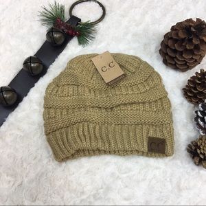 🤩5 for $25 SALE🤩 C.C Beanie In Camel
