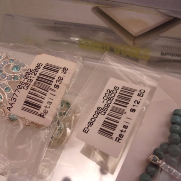 NWTS $58 RETAIL BRACELETS & PICTURE FRAME - Picture 4 of 5