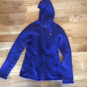 Patagonia hooded zip up sweater