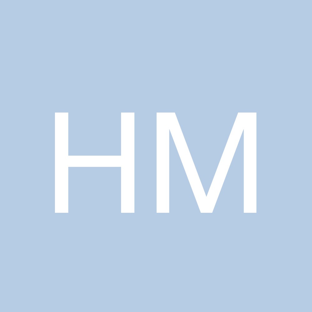 Meet your Posher, Herminia
