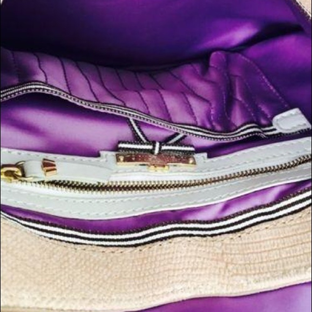 Henri Bendel
Fringe shoulder bag - Picture 8 of 8