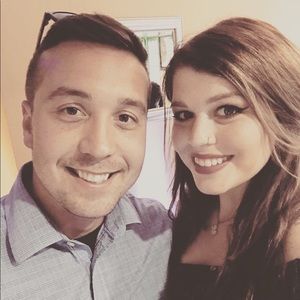 Meet your Posher, Averi