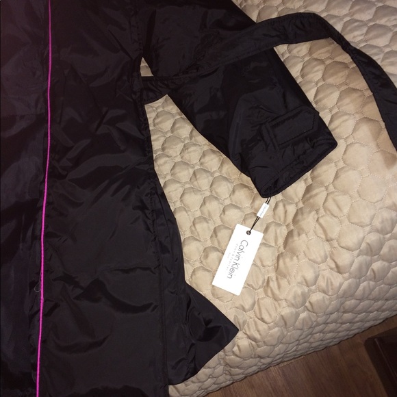 Calvin Klein bubble. Jacket button up never worn - Picture 4 of 5