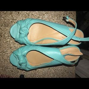 Teal heels