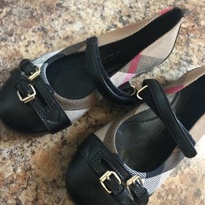 Burberry flats for Kids