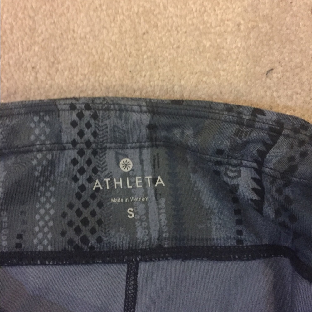 Athleta workout capris - Picture 3 of 4