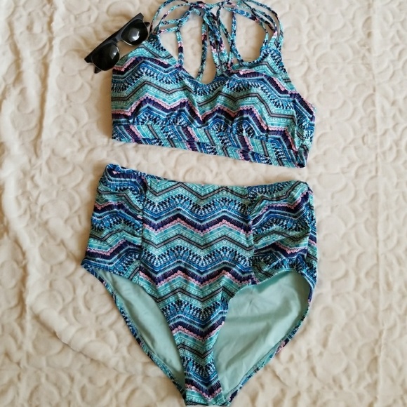 Forever 21 Other - Forever 21 Blue Swimsuit Sizes Top XL Bottom 1x