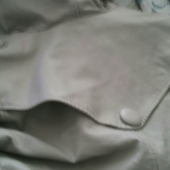 Leather jacket - Picture 2 of 2