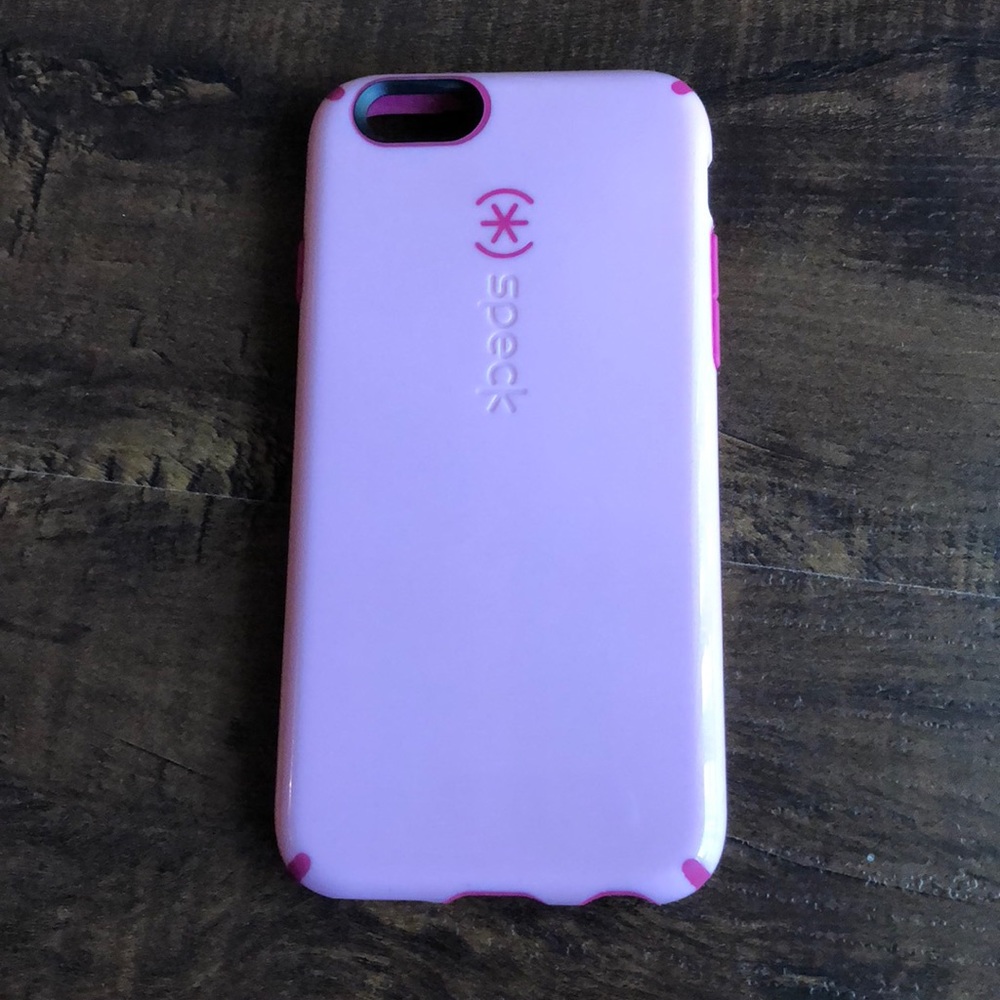 Speck Pink iPhone 6/6s case 🌸