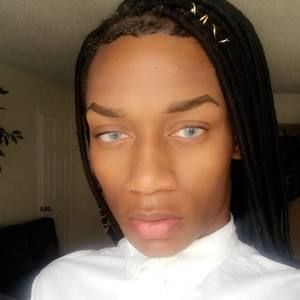 Meet your Posher, Gabriel