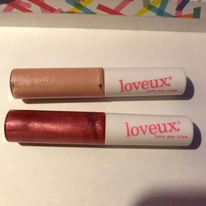 2 NEW Lipgloss