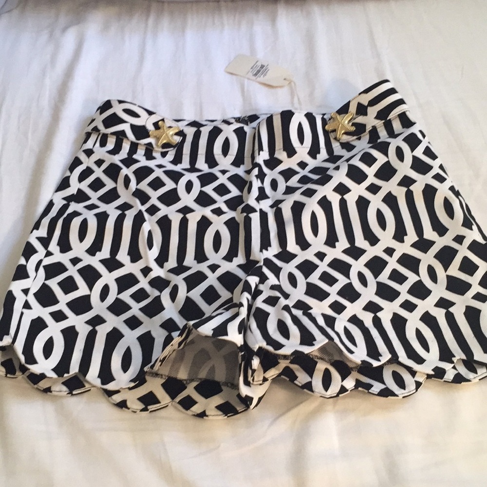 Mudpie Black and white shorts with starfish detail