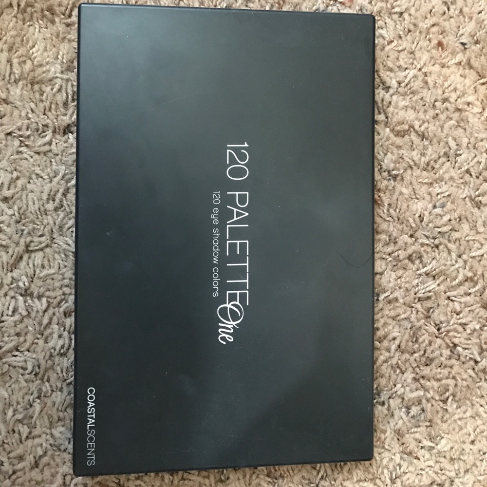 120 color eyeshadow palette