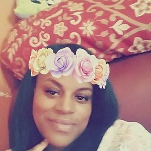 Meet your Posher, April