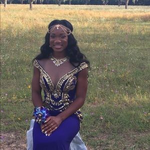 Prom dress (Offer available)