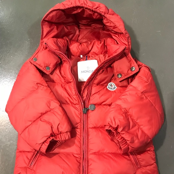 moncler 2t moncler 2t