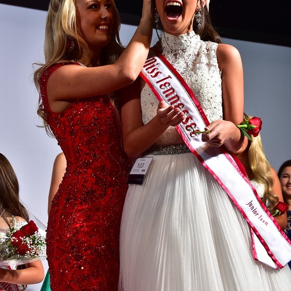 Red Sherri Hill pageant/prom gown size 2 - Picture 5 of 5