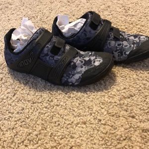 inov-8 bare-XF 260 brand new