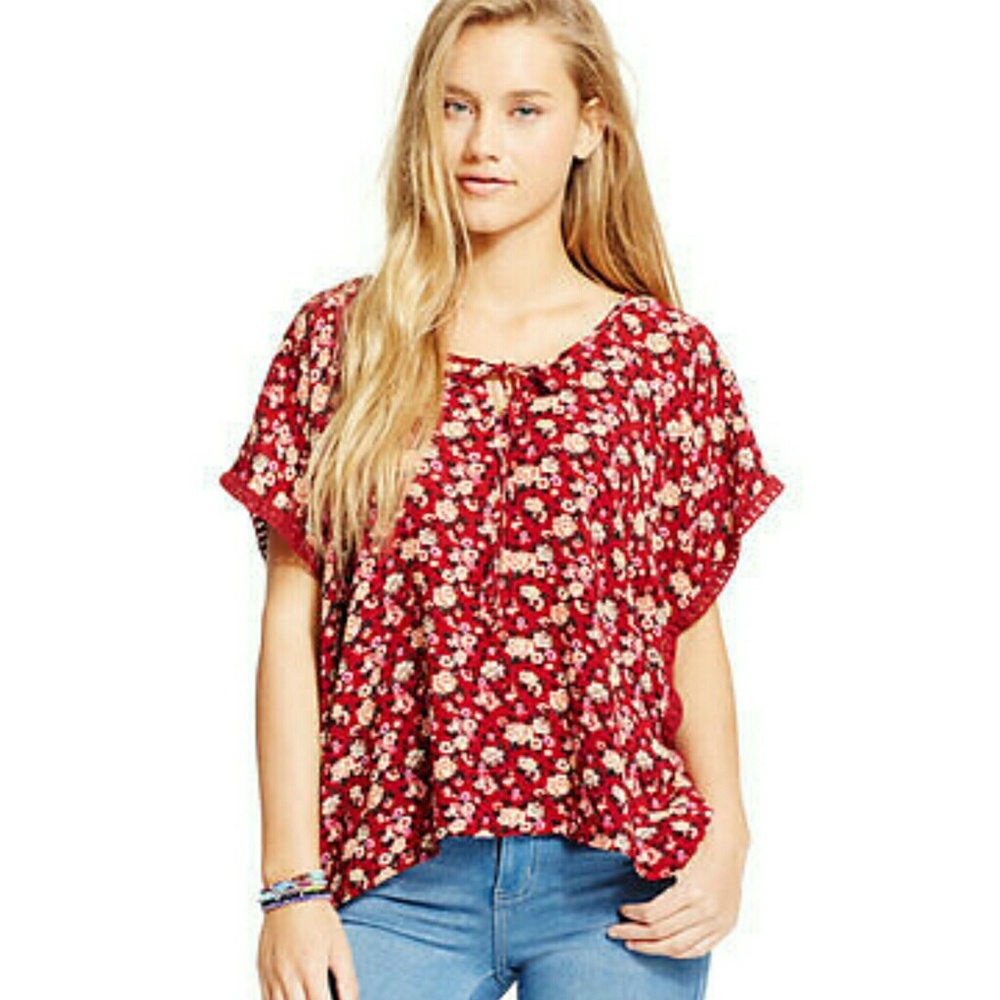 Belle Du Jour Printed Lace-trim Peasant Blouse