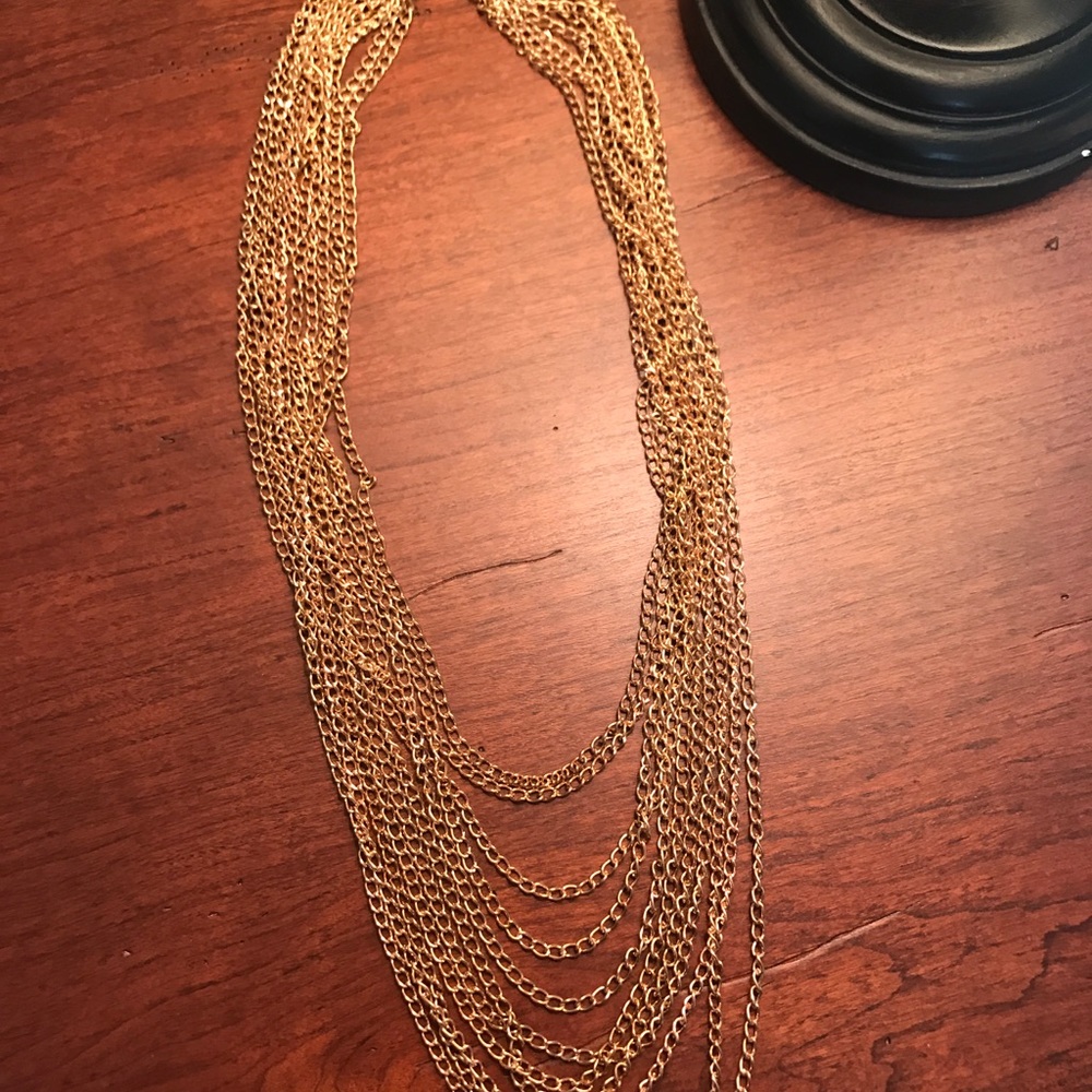 NWOT Fashion jewelry 💎 gold infinity necklace