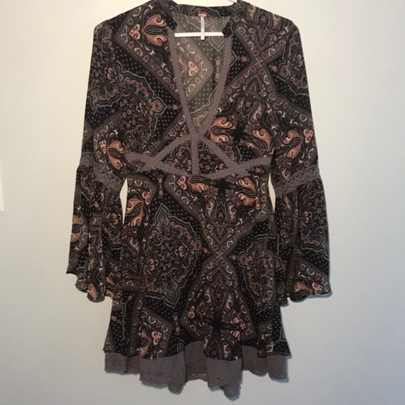 Free People Dresses & Skirts - Free People Paisley Print Dress