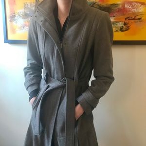 Chic grey wool pleated Calvin Klein winter jacket