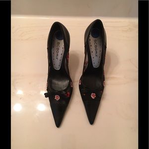 BCBGIRLS FLOWERS PERFORATED STILETTOS