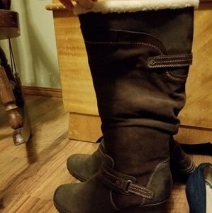 Winter boots
