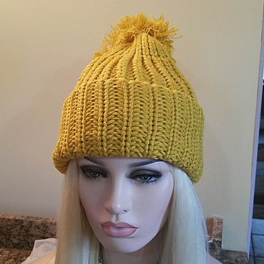 Brand new without tags cable knit winter hat