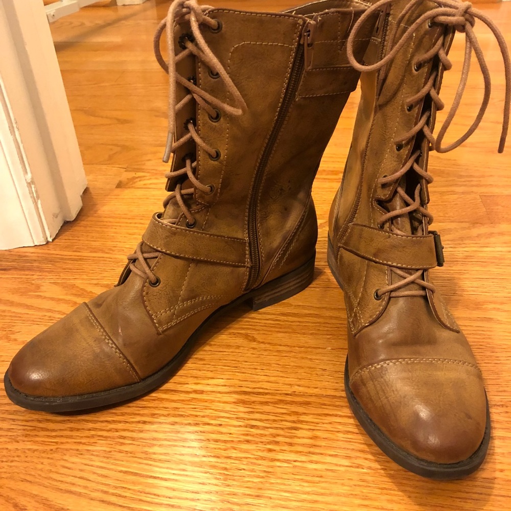 Solestruck Combat Boots