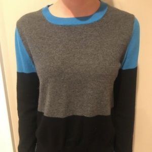 Aqua Women’s Sweater, Size M