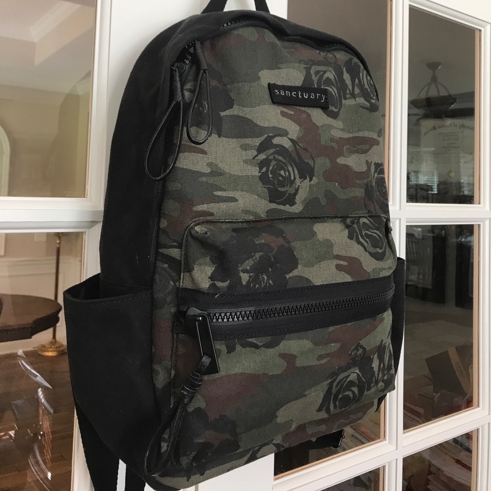 Sanctuary Camo Canvas Bkpk w Xtra Bag - Picture 3 of 8
