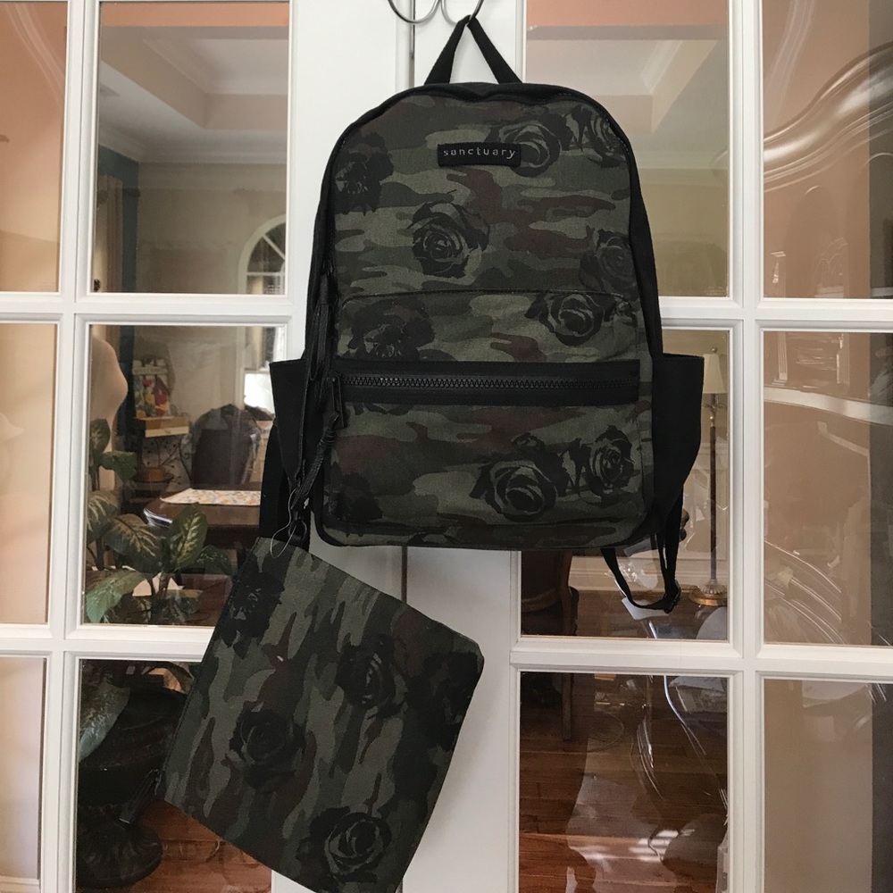 Sanctuary Camo Canvas Bkpk w Xtra Bag - Picture 2 of 8
