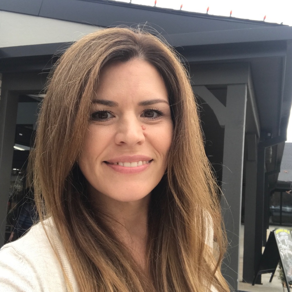 Meet your Posher, Lindyn